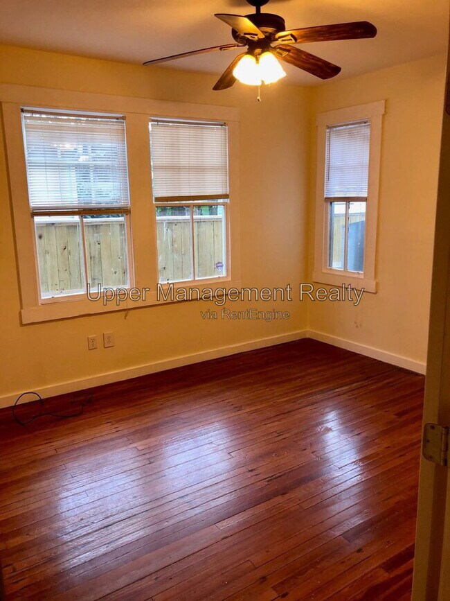 Foto del edificio - 2528 Palmer Ave