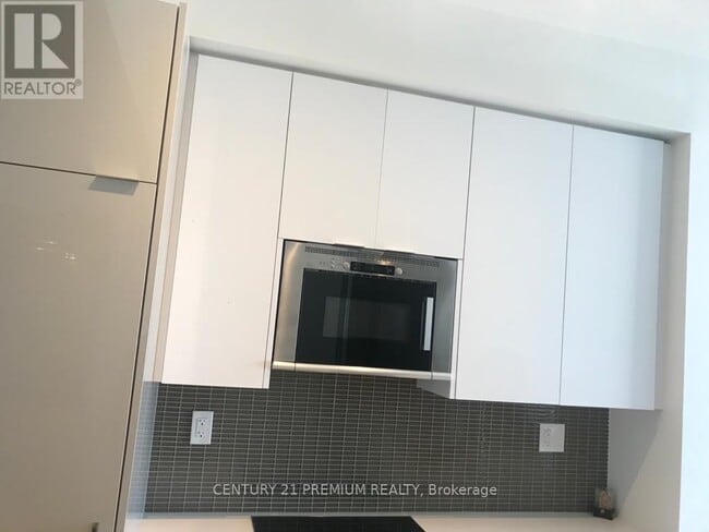 Building Photo - 2908 Hwy 7