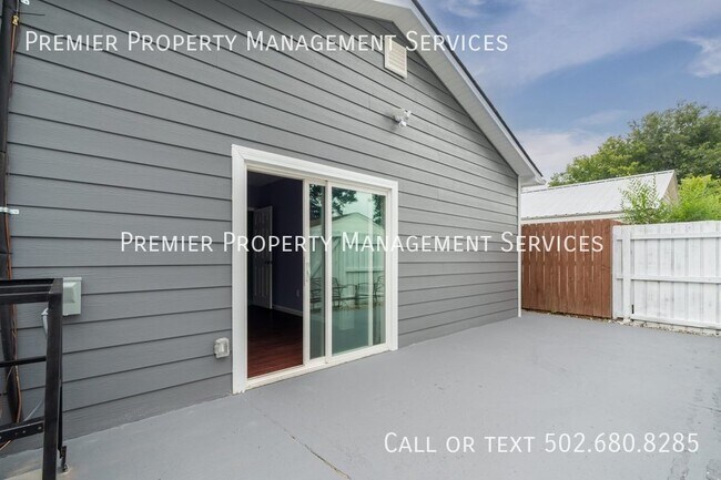 Foto del edificio - 921 Brentwood Ave