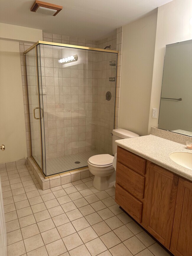 Building Photo - 3195 Otter Creek Ct