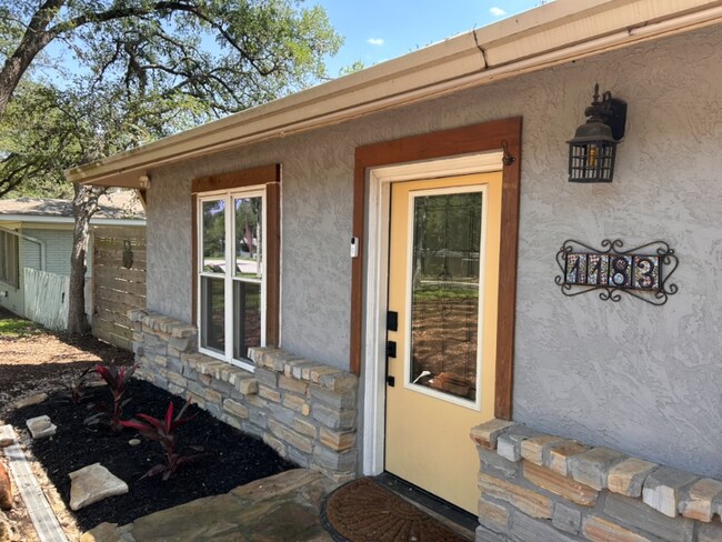 Building Photo - 1183 Fredericksburg Rd