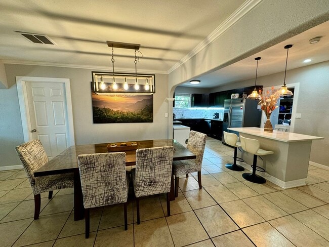 Building Photo - 103 Bernice Dr
