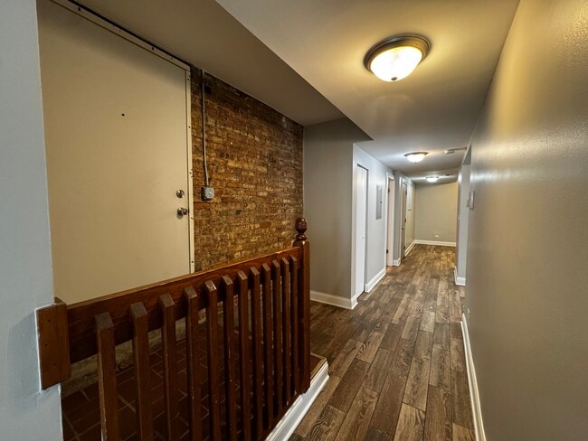 Foto del edificio - 5001 N Sawyer Ave