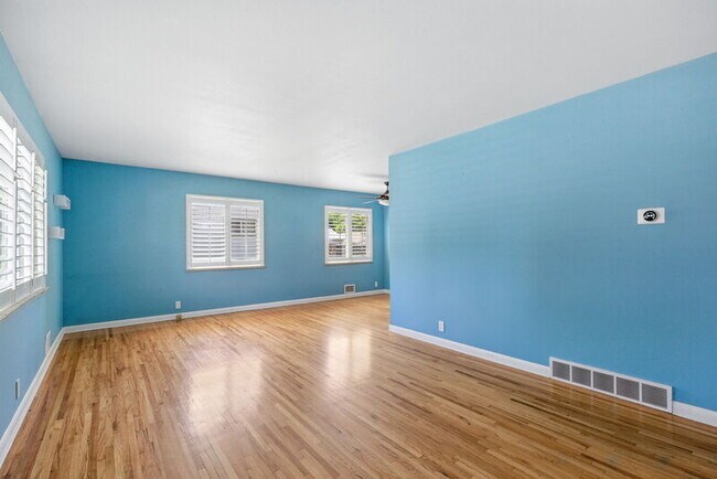Foto del edificio - 1761 S Filbert Ct