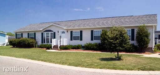Primary Photo - 225 Pebblecreek Dr