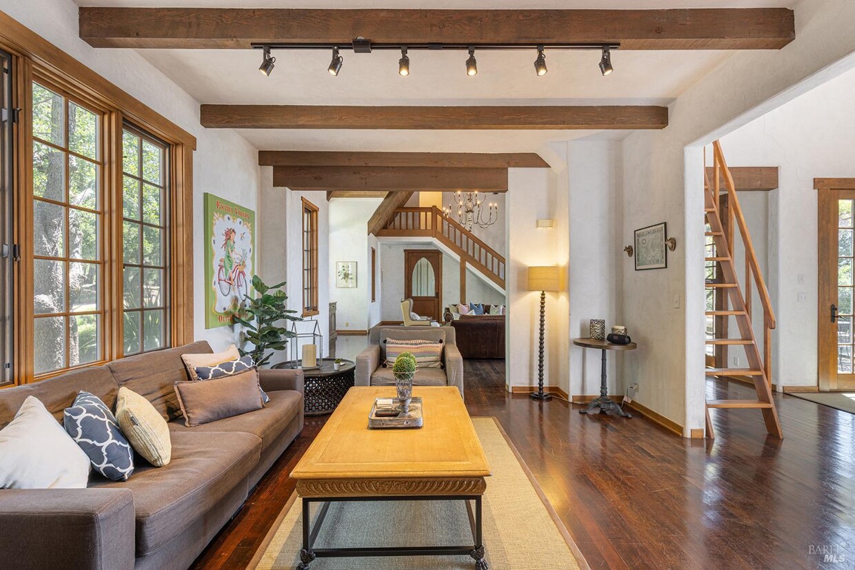 Foto principal - 865 Bell Canyon Rd