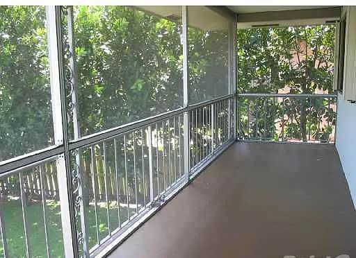 Building Photo - 184 NW 4th Ave