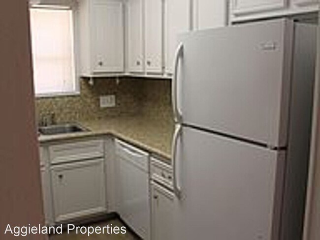 Building Photo - 3 br, 1.5 bath House - 3408 Judythe Ct