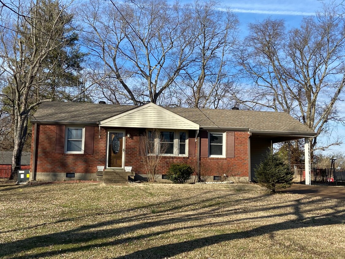 Primary Photo - One Level Living! Large fenced in yard wit...