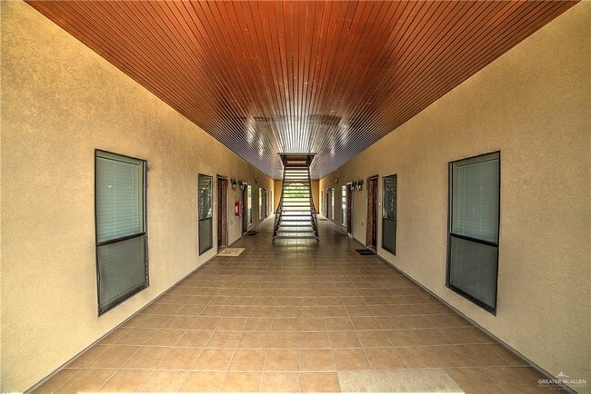 Foto del edificio - 2815 Mimosa St