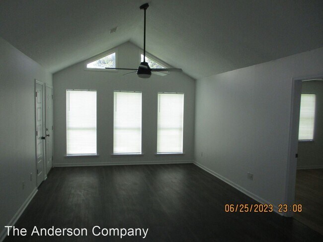 Foto del edificio - 3 br, 2 bath House - 145 Country Dr