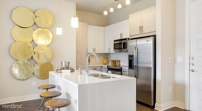 Building Photo - 2 br, 2 bath Flat - 211 N Record St