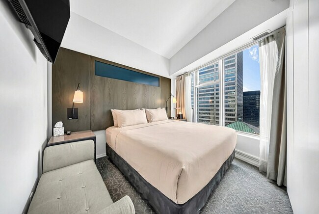 Photo du bâtiment - 1 King St W