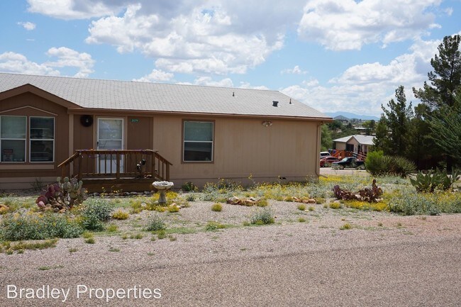 Building Photo - 4 br, 2 bath House - 2079 Mountain View Rd