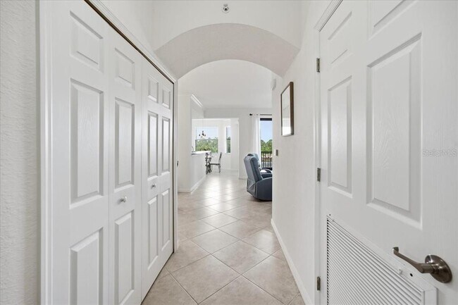 Building Photo - 16804 Vardon Ter