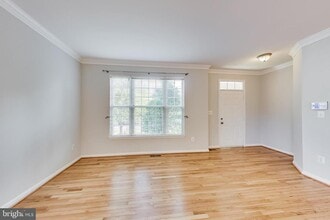 Building Photo - 43537 Clivedon Ct