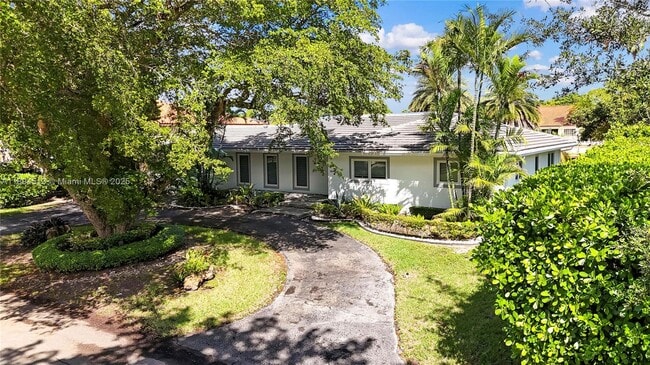 Building Photo - 1441 Agua Ave