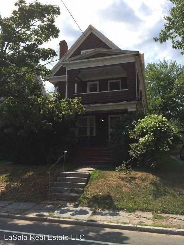 Primary Photo - 163-165 Whitney St