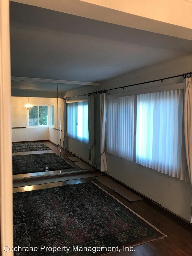 Foto del edificio - 114 W Calle Crespis