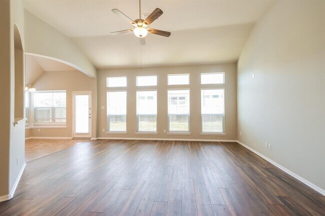 Foto del edificio - 13335 Lake Passage Ln