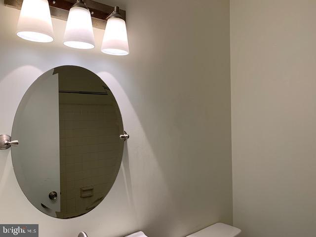 Foto del edificio - 10307 Friendship Ct