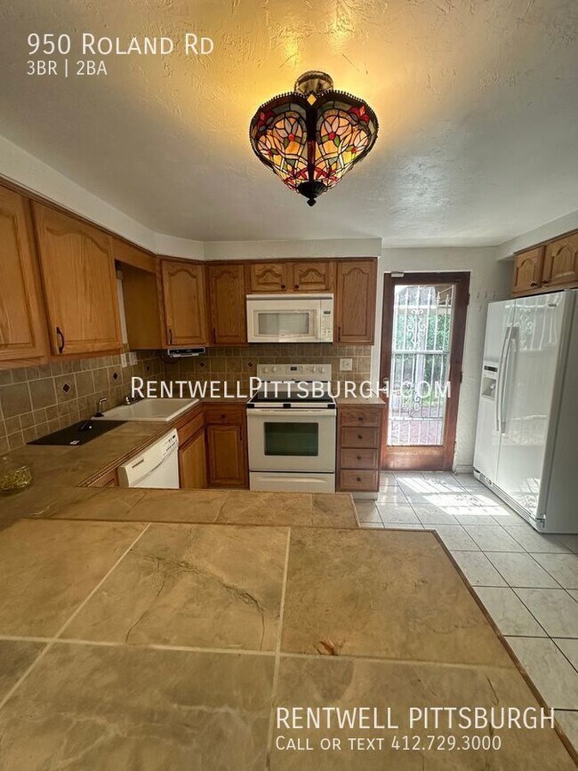 Building Photo - 3 Bedroom home in Forest Hills
