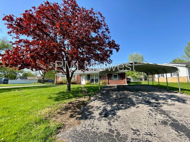 Building Photo - 226 Southlane Dr