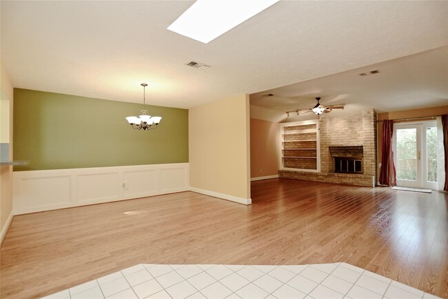 Building Photo - 14206 Stokesmount Dr