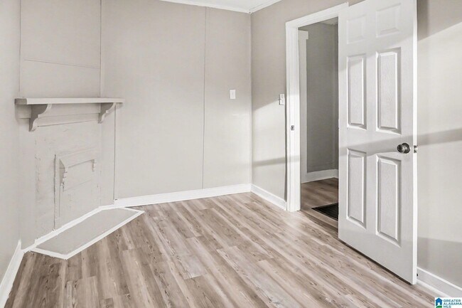 Foto del edificio - 3640 Wenonah Rd SW