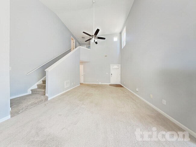 Foto del edificio - 129 Silver Fox Trail