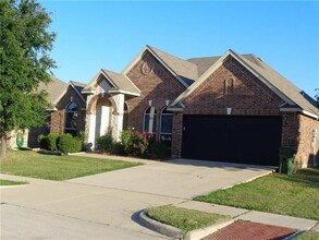 Building Photo - 7911 Decoy Dr