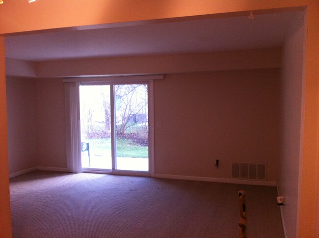 Foto del edificio - 23400 Middlebelt Rd