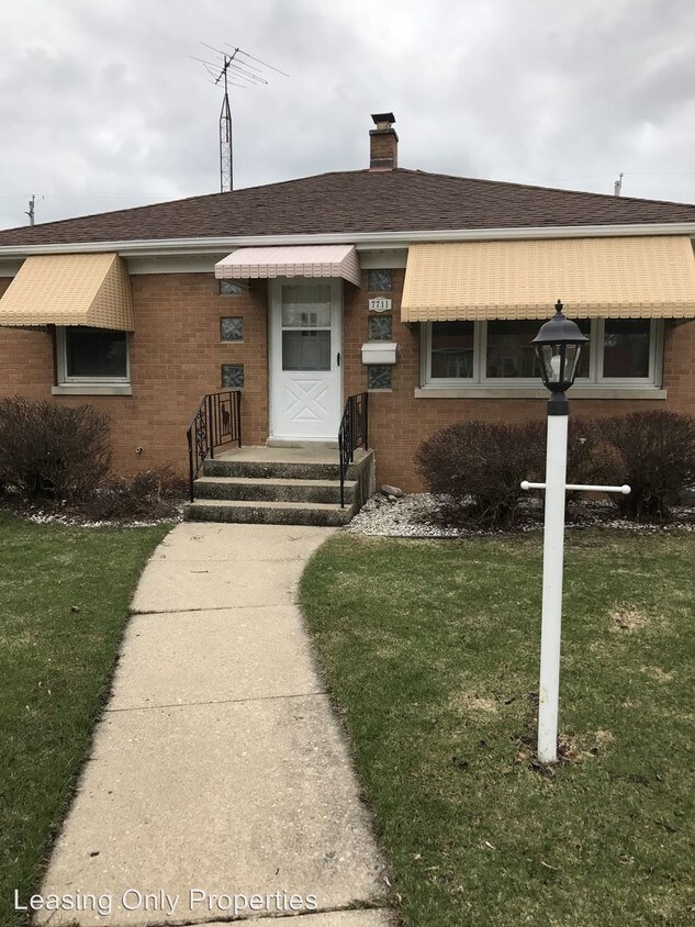Primary Photo - 7711 39th Ave
