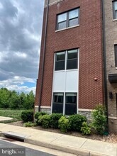 Building Photo - 20571 Milbridge Ter