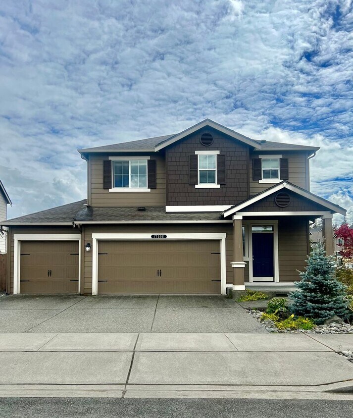 17508 Juniper St, Granite Falls, WA 98252 House Rental in Granite