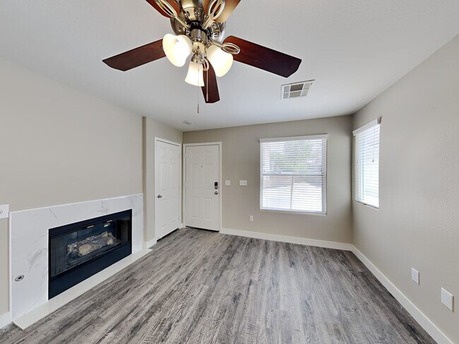 Building Photo - 9293 Hainsworth Ave