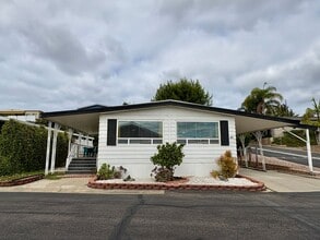 Building Photo - 444 N El Camino Real