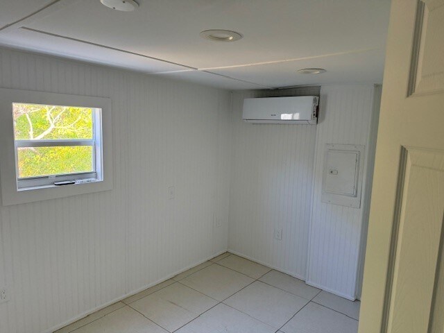 Foto del edificio - 354 Oleander Dr