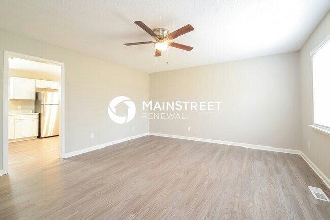 Foto del edificio - 3 Bedroom Pet-Friendly Home in MOODY, AL w...