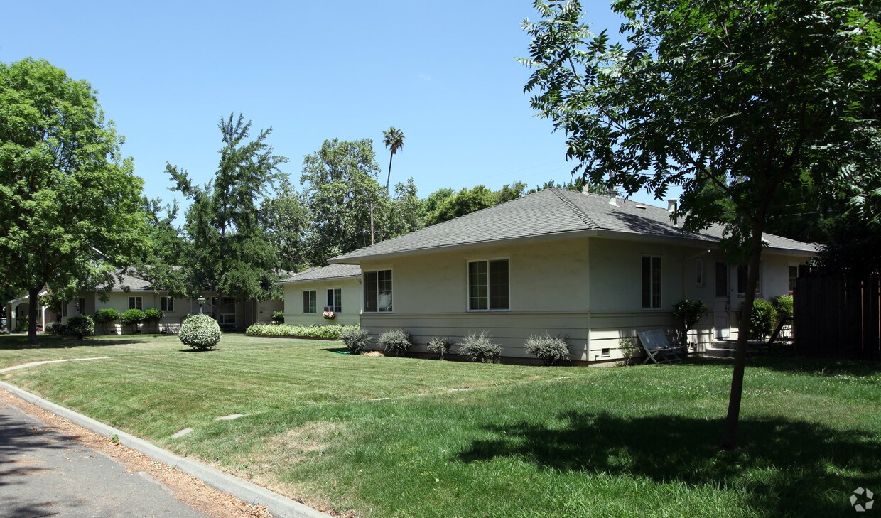 Primary Photo - 424-434 Olive Ave