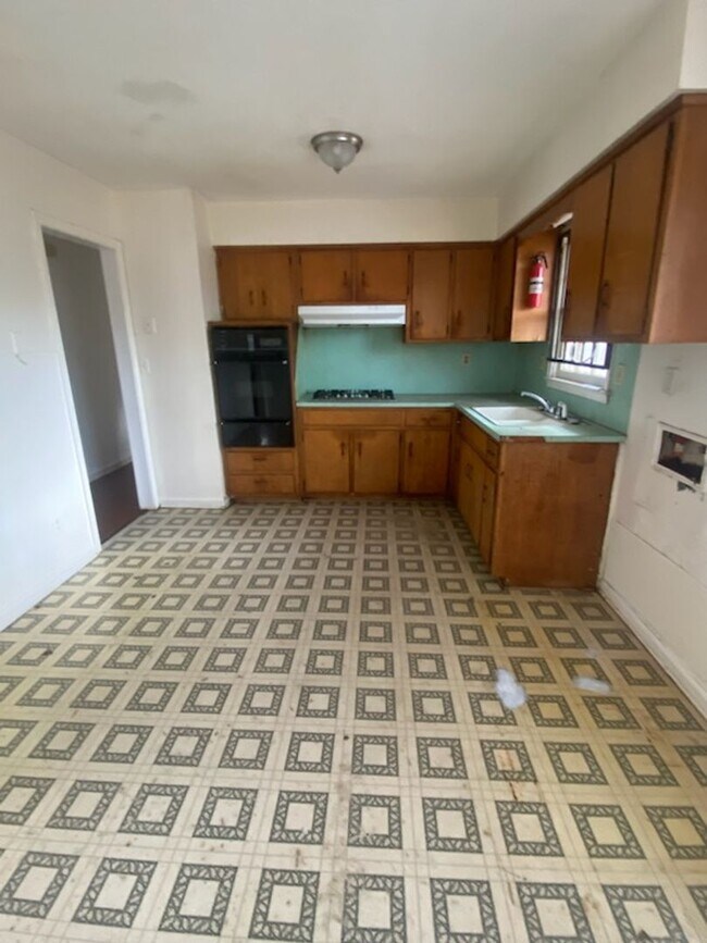 Foto del edificio - 2921 Doyle Ave