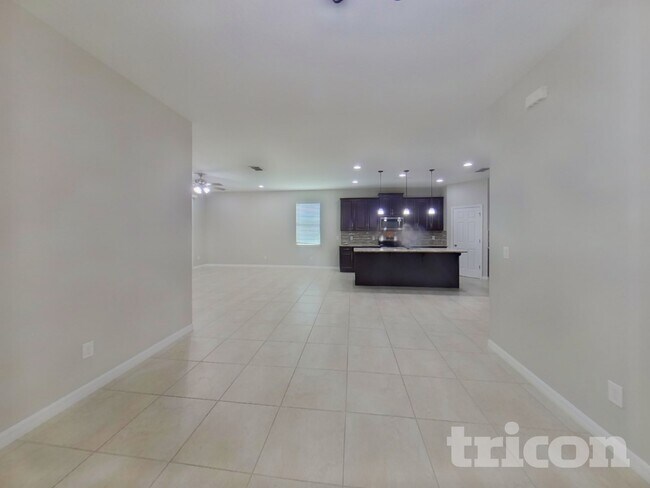 Foto del edificio - 2316 Oxmoor Dr
