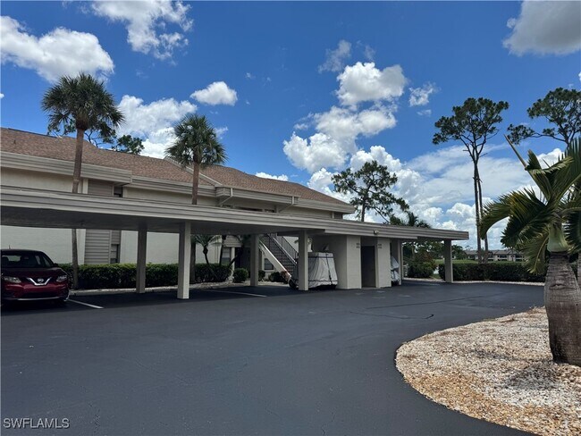 Foto del edificio - 5665 Trailwinds Dr