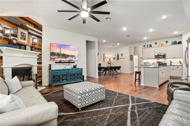 Foto del edificio - 4130 Kingsley Ave