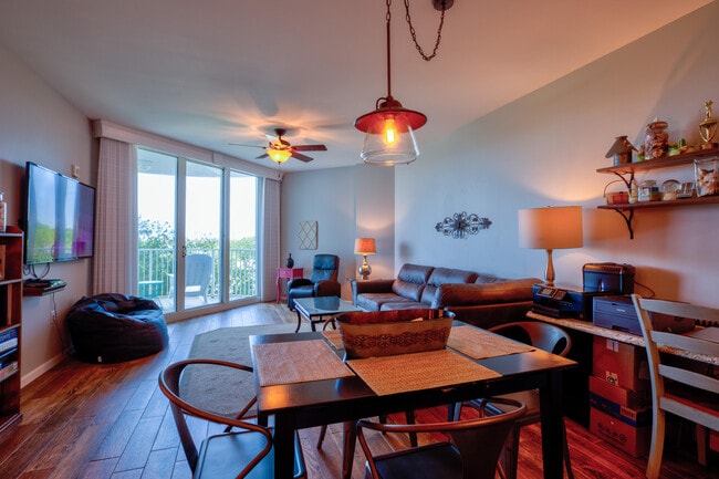 Building Photo - 4207 Indian Bayou Trail