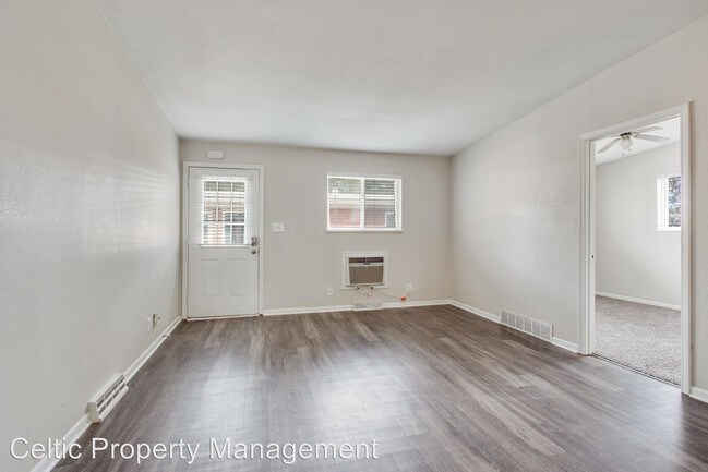 Foto del edificio - 4200-4214 Lloyd St