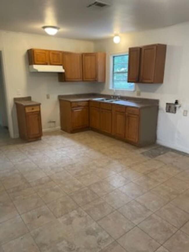 Building Photo - 3016 Bibb St