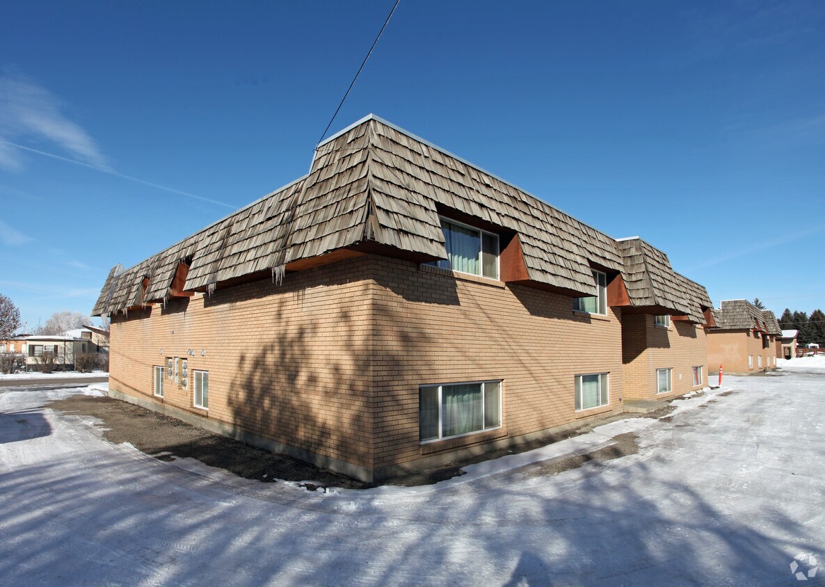 Primary Photo - 197 Dale Dr