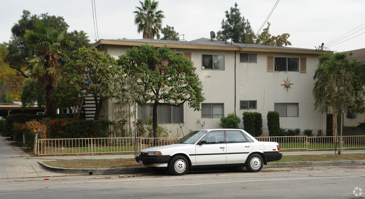 Building Photo - 1186 Raymond Ave