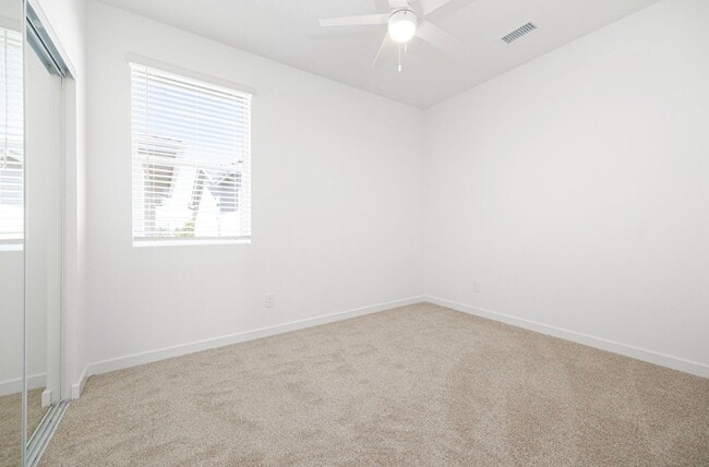Foto del edificio - 1/2 Off First Month's Rent - New Construct...